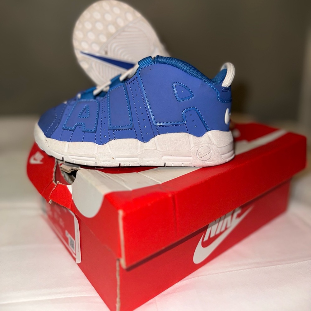 Nike Air More Uptempo